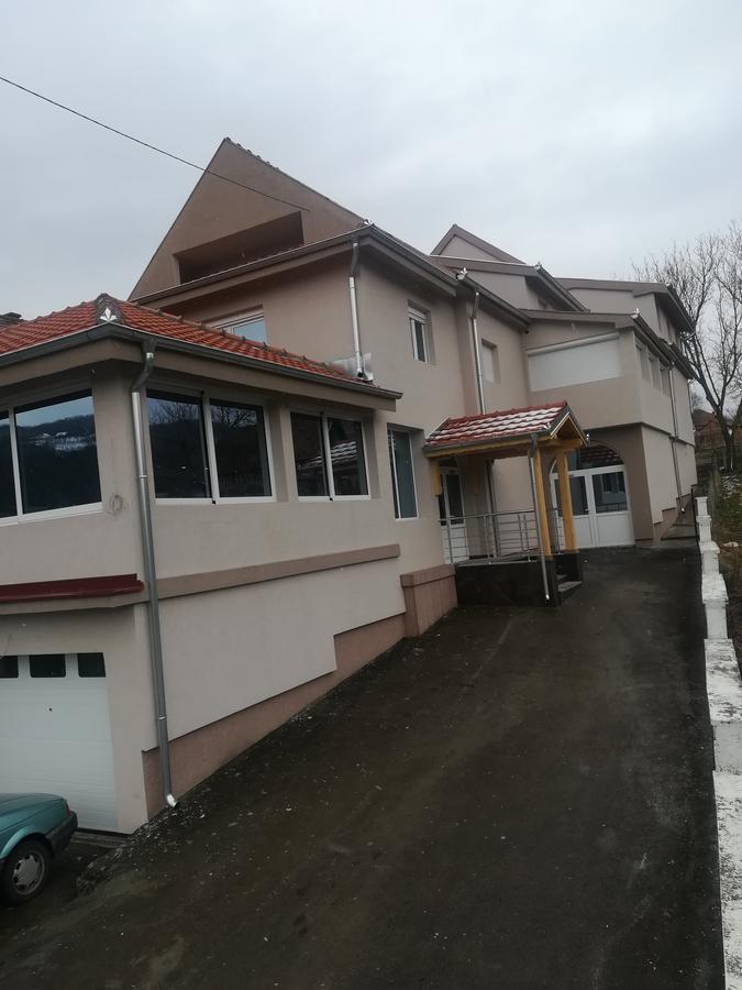 Raška Karavan 123 المظهر الخارجي الصورة